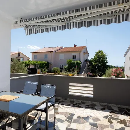Lacic Apartmán Krk Town