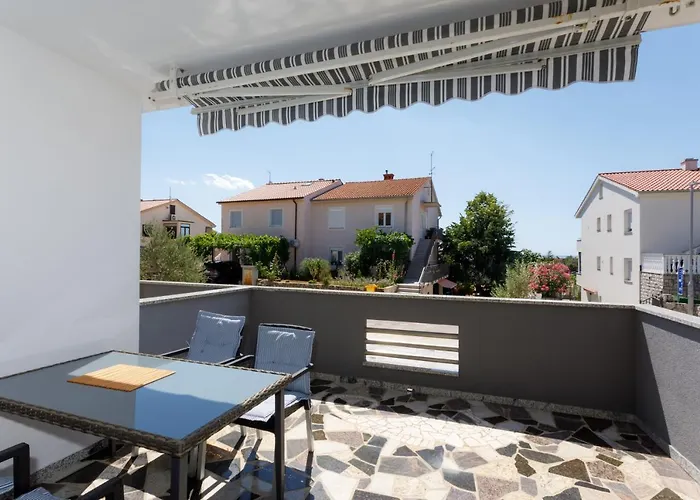 Lacic Apartman Krk Town