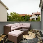 Lacic * Krk Town